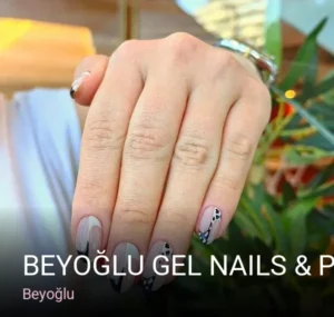 Beyoğlu Beyoğlu Gel Nails & Permanent Makeup Istanbul — Pedikür
