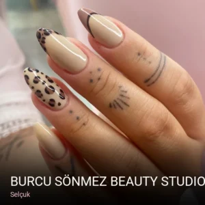 Selçuk Burcu Sönmez Beauty Studio — Pedikür