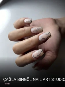 Torbalı Çağla Bingöl Nail Art Studio — Manikür