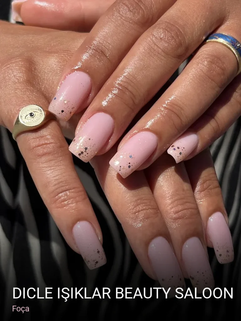 Foça Dicle Işıklar Beauty Saloon — Manikür, Pedikür, Cilt Bakımı