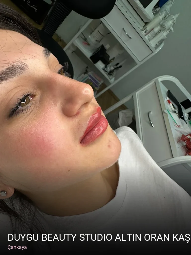 Çankaya DUYGU BEAUTY STUDIO Altın Oran Kaş Tasarımı, Kalıcı Makyaj, Pudralama Kaş, Dudak Renklendirme Kaş Laminasyon Kirpik L
