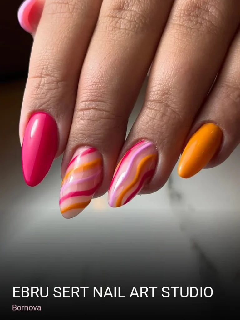 Bornova Ebru Sert Nail Art Studio — Manikür, Pedikür, Cilt Bakımı