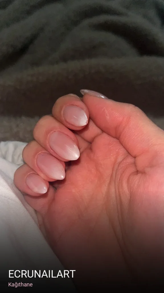 Kağıthane ecrunailart — Manikür, Pedikür, Protez Tırnak