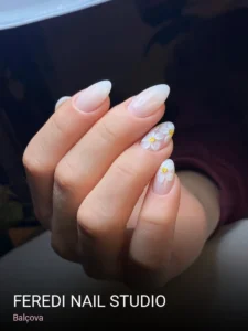 Balçova Feredi nail studio — Manikür