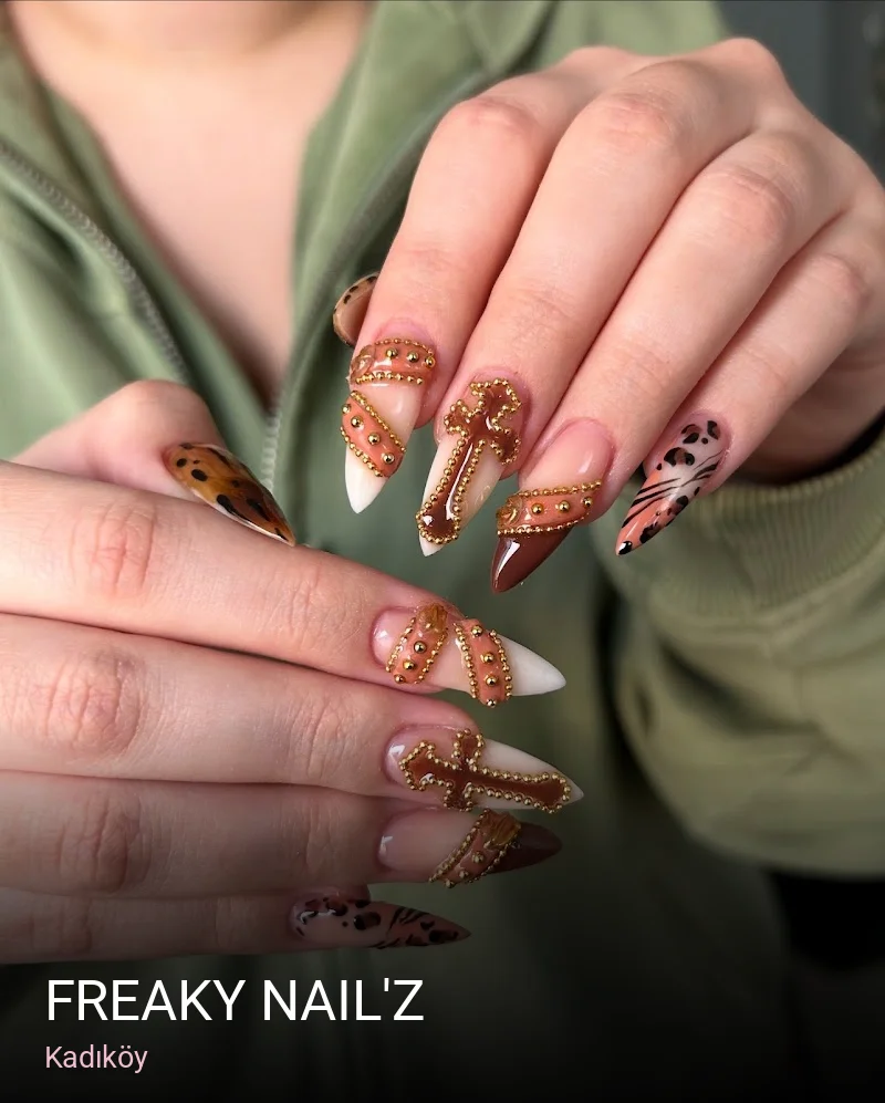 Kadıköy Freaky Nail'z — Manikür, Pedikür, Protez Tırnak