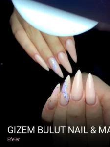 Efeler Gizem Bulut Nail & Makeup Stüdyo Aydın Protez Tırnak — Kalıcı Oje