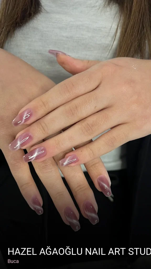 Buca Hazel Ağaoğlu Nail Art Studio — Manikür, Pedikür, Protez Tırnak