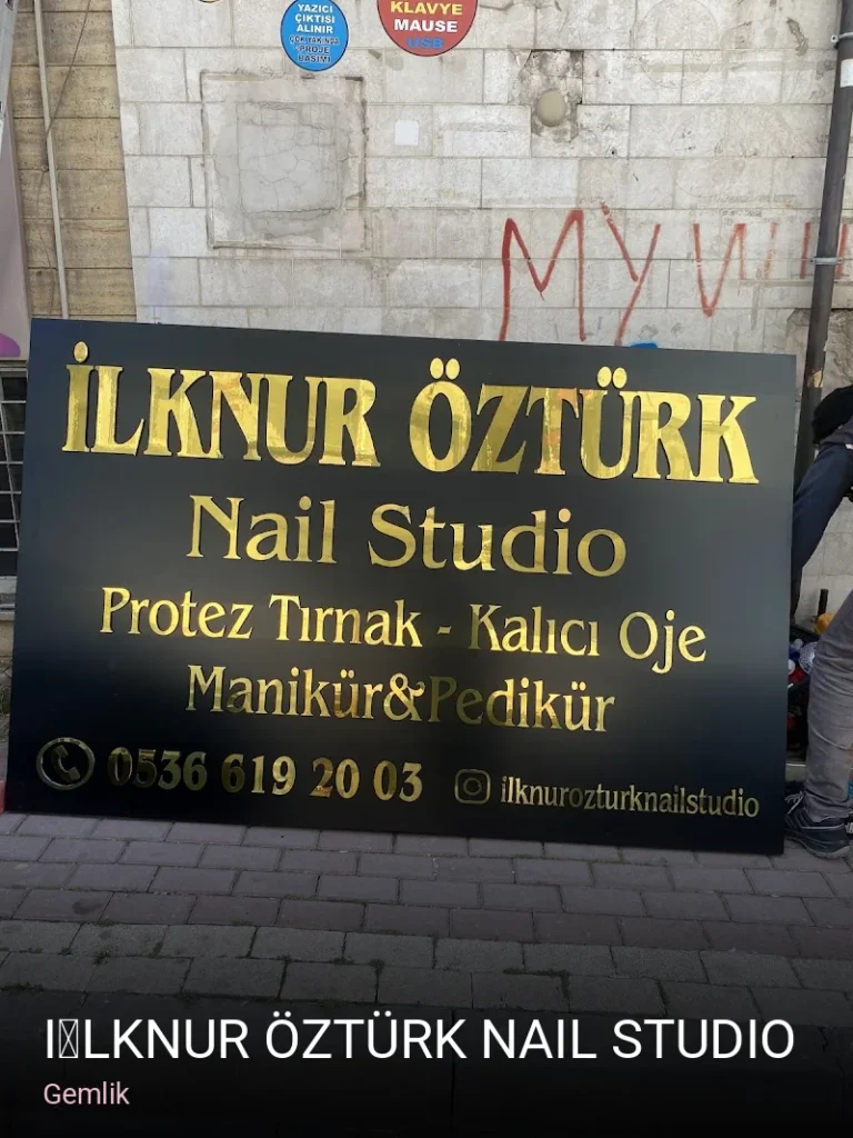 Gemlik İlknur Öztürk Nail Studio — Manikür, Pedikür, Cilt Bakımı