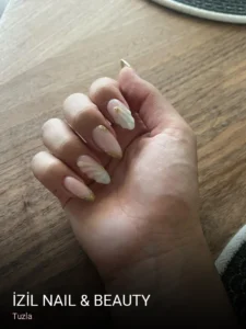 Tuzla İZİL Nail & Beauty — Pedikür