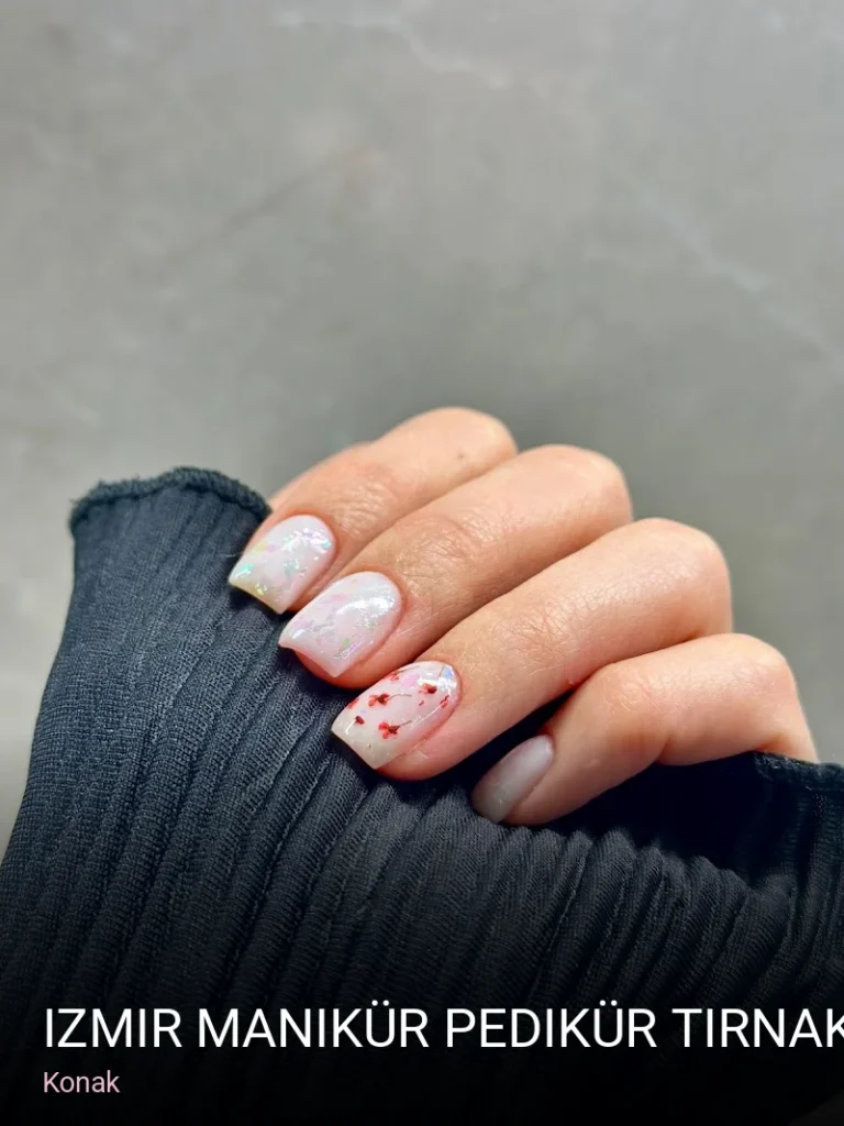 Konak Izmir Manikür Pedikür Tırnak Salonu - Nail Art Studio - Kalıcı oje, Tırnak Güçlendirme — Manikür, Pedikür, Protez Tırna