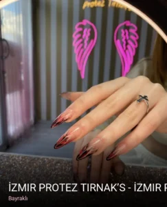 Bayraklı İzmir Protez Tırnak’s - İzmir Protez Tırnak Salonu - Jel Tırnak - Kalıcı Oje - Nail Art — Protez Tırnak