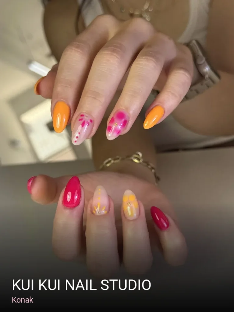 Konak Kui Kui nail studio — Manikür, Pedikür, Cilt Bakımı