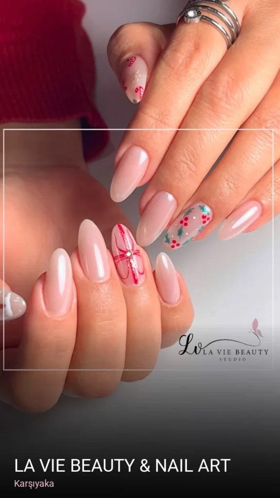 Karşıyaka La Vie Beauty & Nail Art — Manikür, Pedikür, Cilt Bakımı