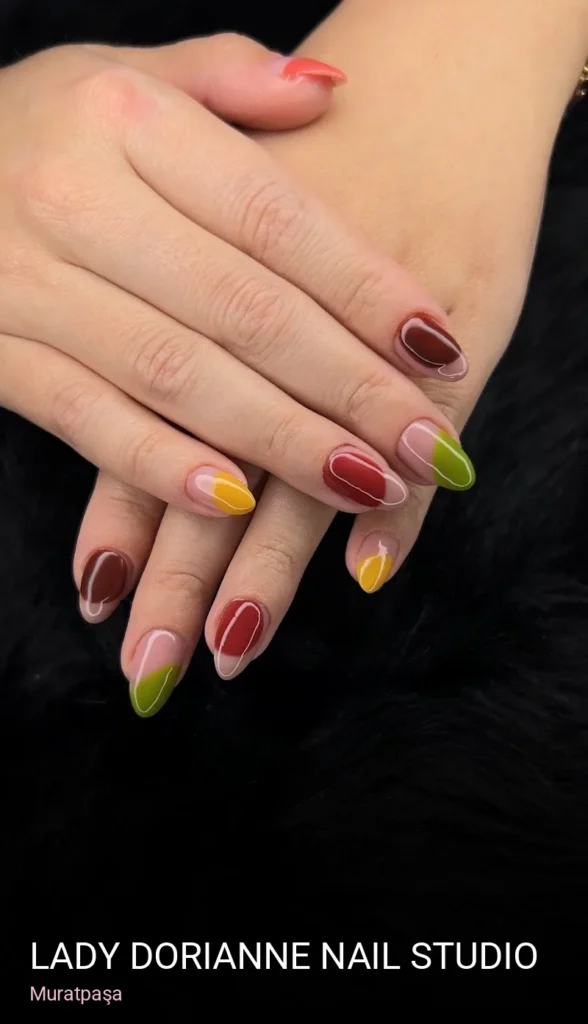 Muratpaşa Lady Dorianne Nail Studio — Manikür, Pedikür, Protez Tırnak