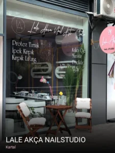 Kartal Lale akça nailstudio — Pedikür