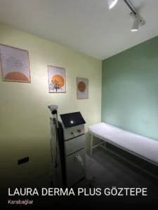 Karabağlar Laura Derma Plus Göztepe — Kaş Laminasyonu
