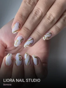 Bornova Liora Nail Studio — Kalıcı Oje