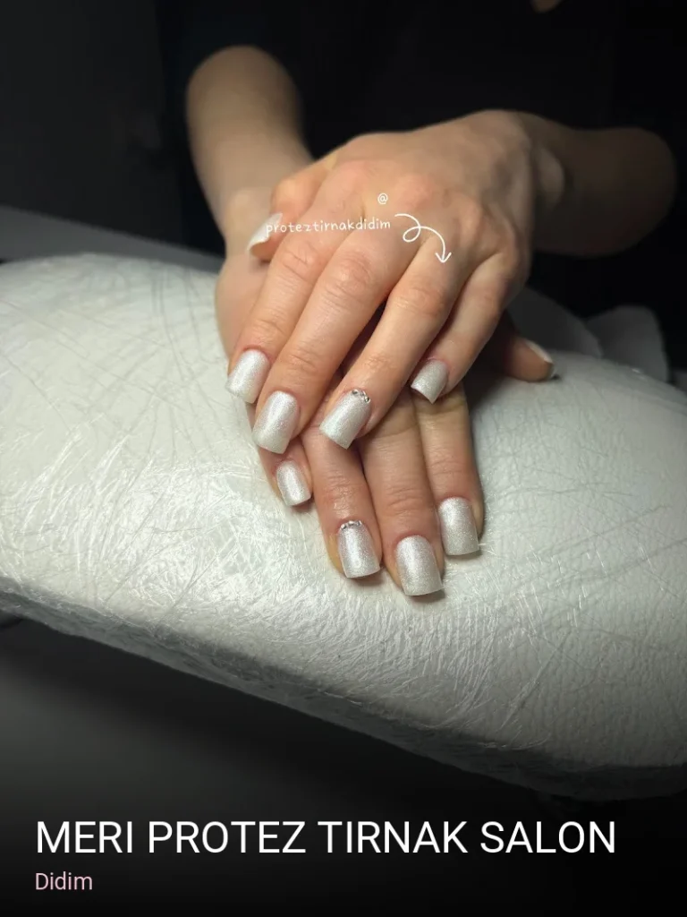 Didim Meri Protez Tırnak Salon — Manikür, Pedikür, Protez Tırnak