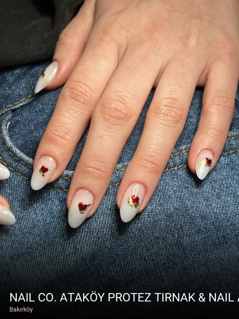 Bakırköy Nail Co. Ataköy Protez Tırnak & Nail Art — Manikür, Pedikür, Protez Tırnak
