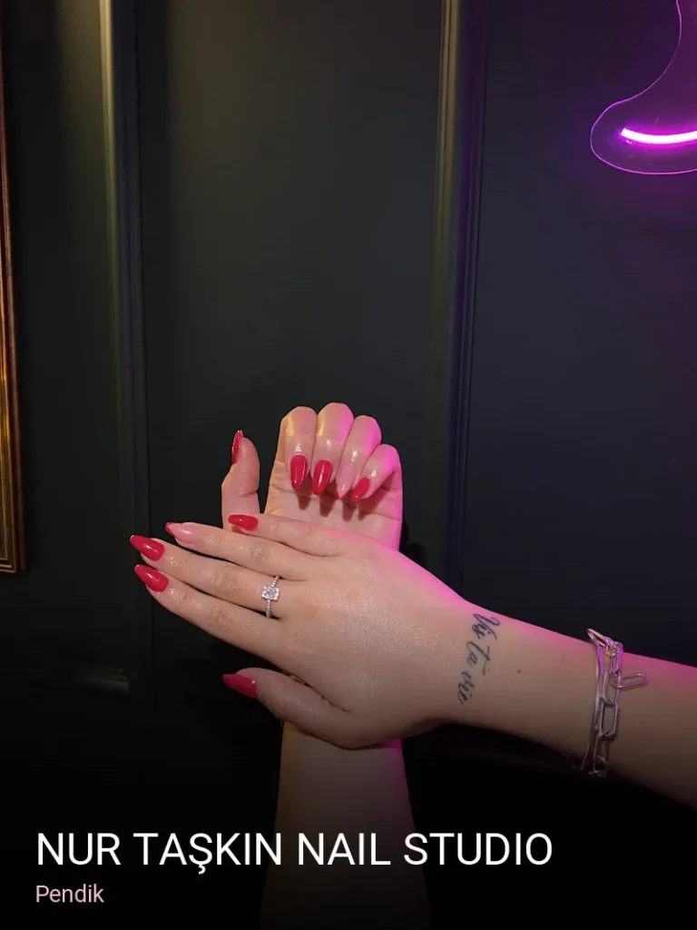 Pendik Nur Taşkın Nail Studio — Manikür, Pedikür, Cilt Bakımı