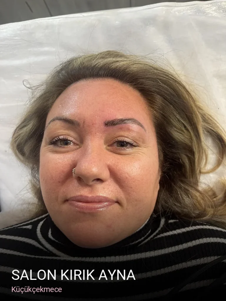 Küçükçekmece Salon Kırık Ayna — Saç Bakımı, Keratin