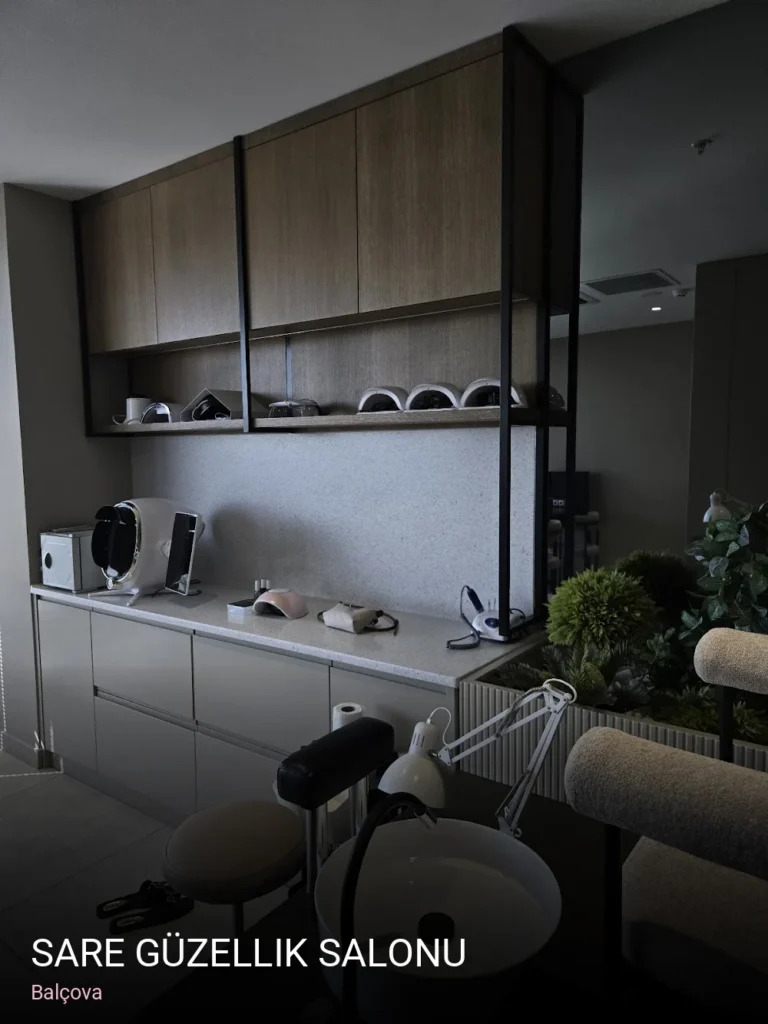 Balçova Sare Güzellik Salonu — Manikür, Pedikür, Cilt Bakımı