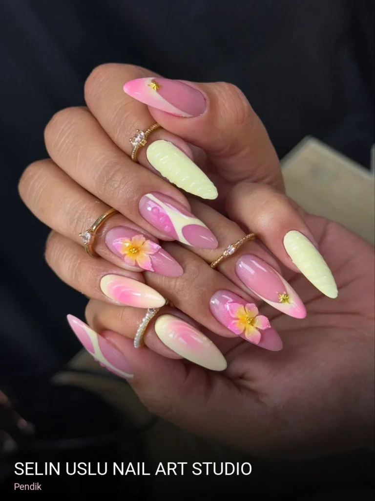 Pendik Selin uslu nail art studio — Manikür, Pedikür, Protez Tırnak