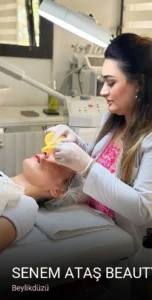 Beylikdüzü SENEM ATAŞ BEAUTY Nail Studio — Pedikür