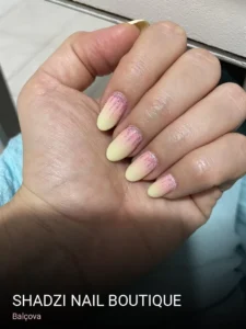 Balçova shadzi nail boutique — Kalıcı Oje