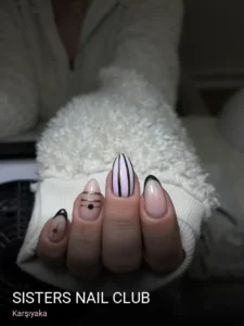 Karşıyaka Sisters Nail Club — Pedikür